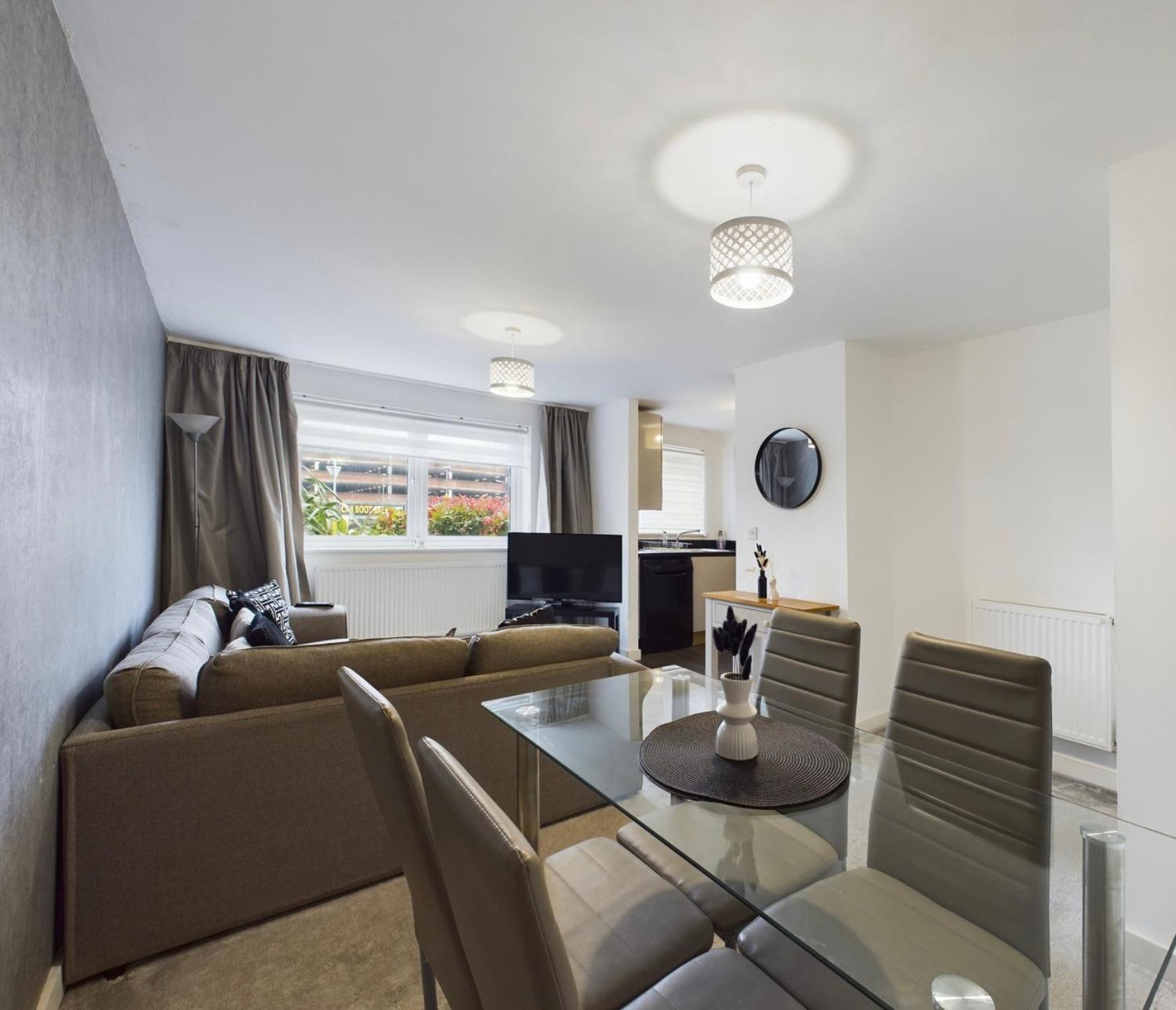 Modern 2 Bed City Apartment With Private Parking Суонзи Екстериор снимка